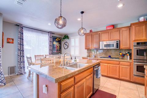 541 Dynasty Dr, Fairfield, CA 94534 photo 13