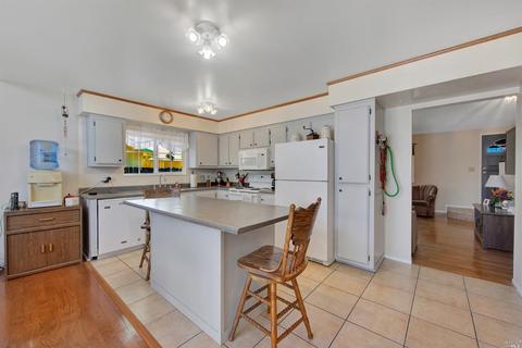 950 Merrill Dr, Dixon, CA 95620 photo 9