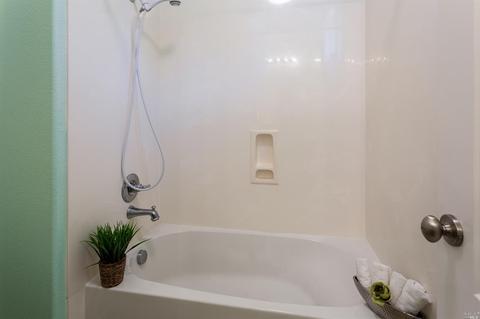 6008 Stonehouse Dr, Vallejo, CA 94591 photo 31