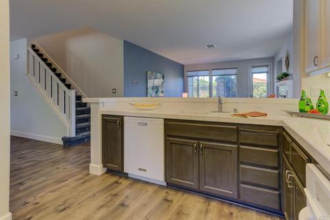 6008 Stonehouse Dr, Vallejo, CA 94591 photo 10