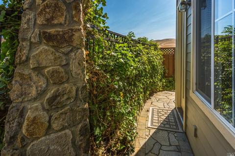 6008 Stonehouse Dr, Vallejo, CA 94591 photo 42