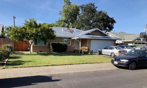 420 Elder St, Vacaville, CA 95688 photo 1