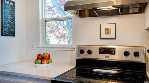 13 Fielding Cir, Mill Valley, CA 94941 photo 8