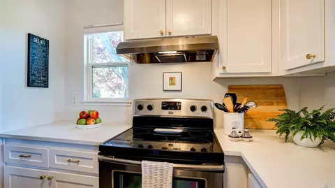 13 Fielding Cir, Mill Valley, CA 94941 photo 7