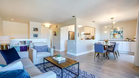 13 Fielding Cir, Mill Valley, CA 94941 photo 2