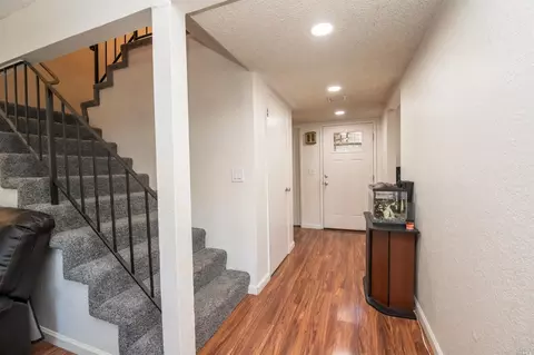 2108 Greenfield Dr, Fairfield, CA 94534 photo 6