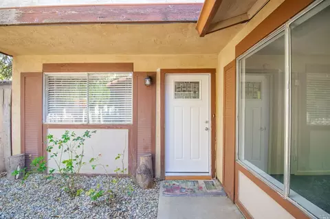 2108 Greenfield Dr, Fairfield, CA 94534 photo 4