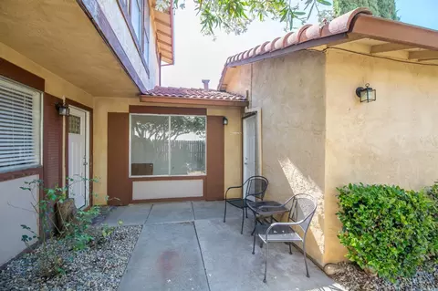 2108 Greenfield Dr, Fairfield, CA 94534 photo 3