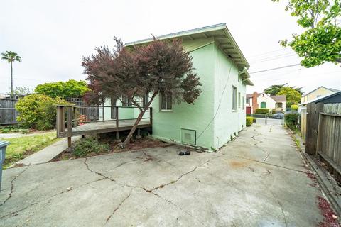 1738 Chestnut St, Berkeley, CA 94702 photo 15