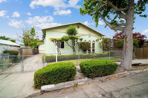 1738 Chestnut St, Berkeley, CA 94702 photo 2