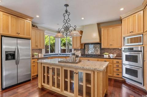 388 Maduro St, Windsor, CA 95492 photo 17