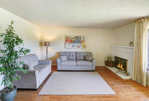 151 Vineyard Cir, Sonoma, CA 95476 photo 5