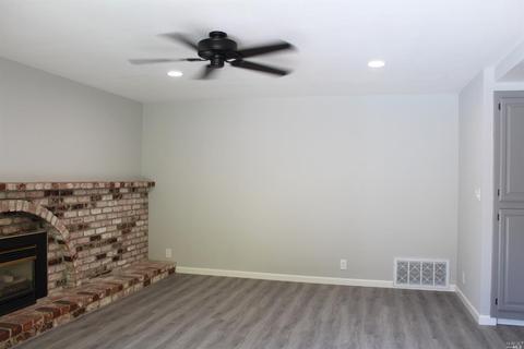 101 Malaga Ct, Vallejo, CA 94591 photo 17