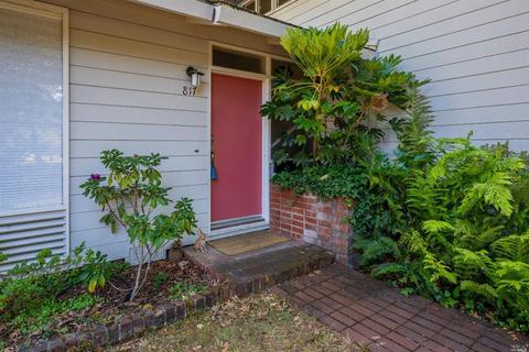 817 Walnut Ave, Ukiah, CA 95482 photo 4