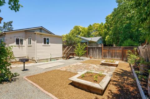 162 Pine Ave, Sonoma, CA 95476 photo 1