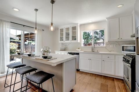 549 Cockspur Ct, Windsor, CA 95492 photo 8