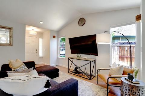 549 Cockspur Ct, Windsor, CA 95492 photo 5