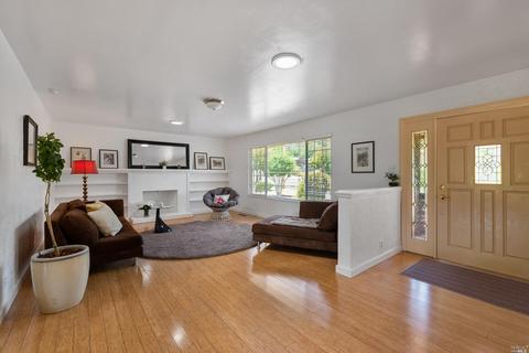 1417 Prentice Dr, Healdsburg, CA 95448 photo 8