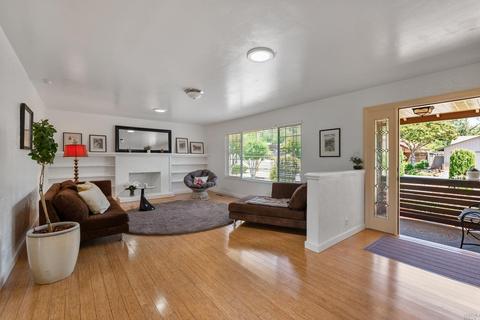 1417 Prentice Dr, Healdsburg, CA 95448 photo 9