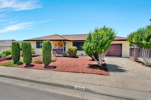 1417 Prentice Dr, Healdsburg, CA 95448 photo 3