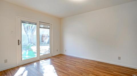 502 Stuart Dr, Petaluma, CA 94954 photo 10