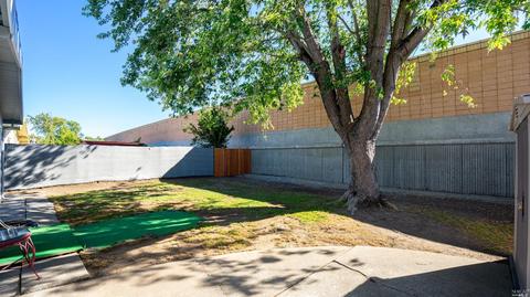 502 Stuart Dr, Petaluma, CA 94954 photo 7