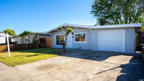 502 Stuart Dr, Petaluma, CA 94954 photo 2
