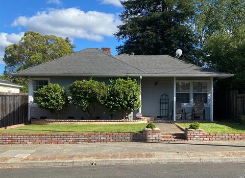 617 Jones St, Ukiah, CA 95482 photo 1