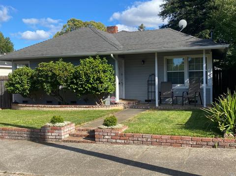 617 Jones St, Ukiah, CA 95482 photo 3