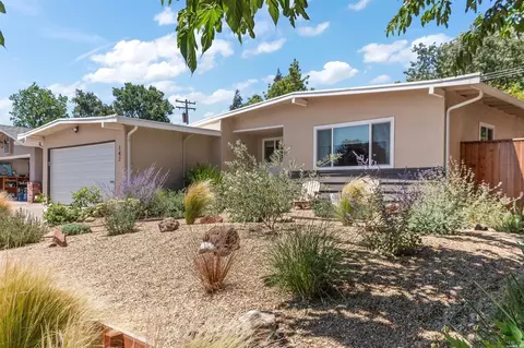 142 Juniper St, Vacaville, CA 95688 photo 1