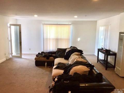433 Tuolumne St, Vallejo, CA 94590 photo 5