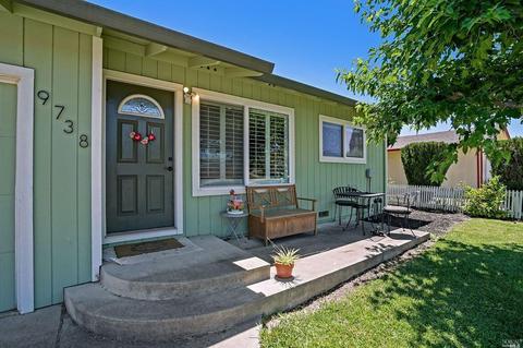 9738 Binggelli Dr, Windsor, CA 95492 photo 2