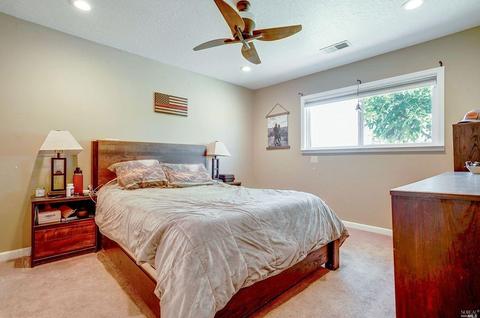 9738 Binggelli Dr, Windsor, CA 95492 photo 10