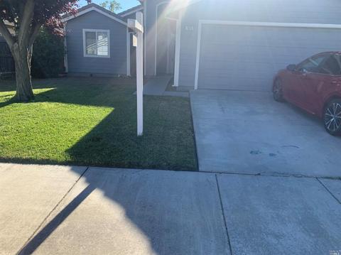 1070 Orchard Dr, Dixon, CA 95620 photo 1