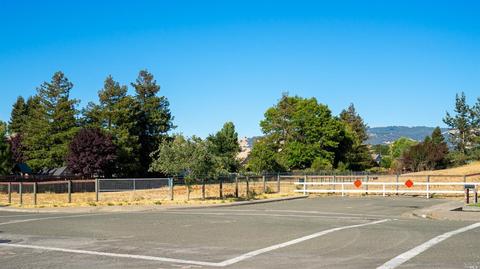 306 John Roberts Dr, Cotati, CA 94931 photo 31