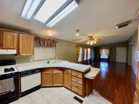 8207 Pine St, Windsor, CA 95492 photo 11