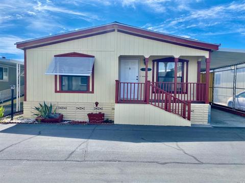 8207 Pine St, Windsor, CA 95492 photo 2