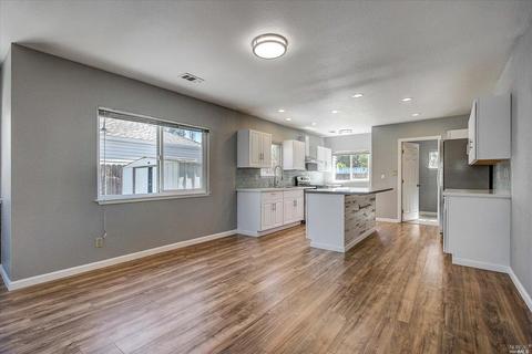 110 N Adams St, Dixon, CA 95620 photo 6
