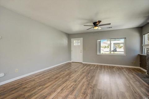 110 N Adams St, Dixon, CA 95620 photo 5