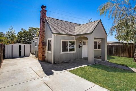 110 N Adams St, Dixon, CA 95620 photo 2