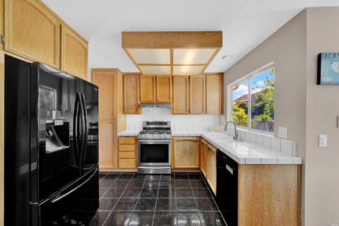 973 Burrell Dr, Fairfield, CA 94533 photo 18