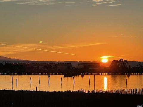 901 Lighthouse Ct, Vallejo, CA 94590 photo 1