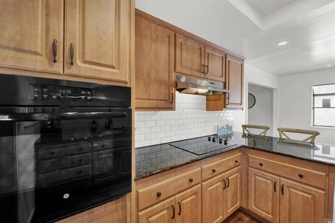 515 Roleen Dr, Vallejo, CA 94589 photo 17
