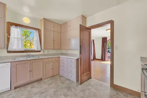 416 Central Ave, Vallejo, CA 94590 photo 15