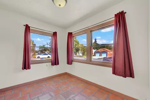 416 Central Ave, Vallejo, CA 94590 photo 17