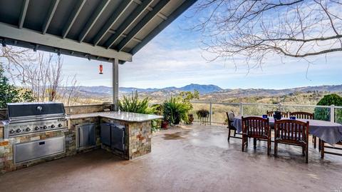 12210 Brooks Rd, Windsor, CA 95492 photo 5