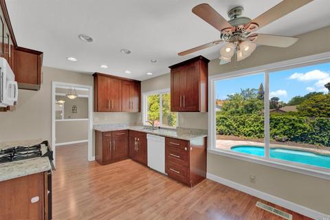 2831 Elmhurst Cir, Fairfield, CA 94533 photo 12
