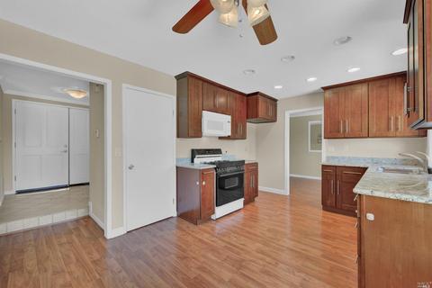 2831 Elmhurst Cir, Fairfield, CA 94533 photo 9