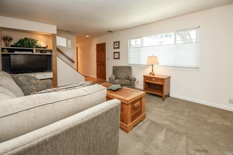 230 Cascade Dr, Vacaville, CA 95687 photo 12