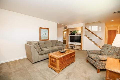 230 Cascade Dr, Vacaville, CA 95687 photo 11